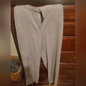 New York and company Gray Dress Pants size 6 like new condition
